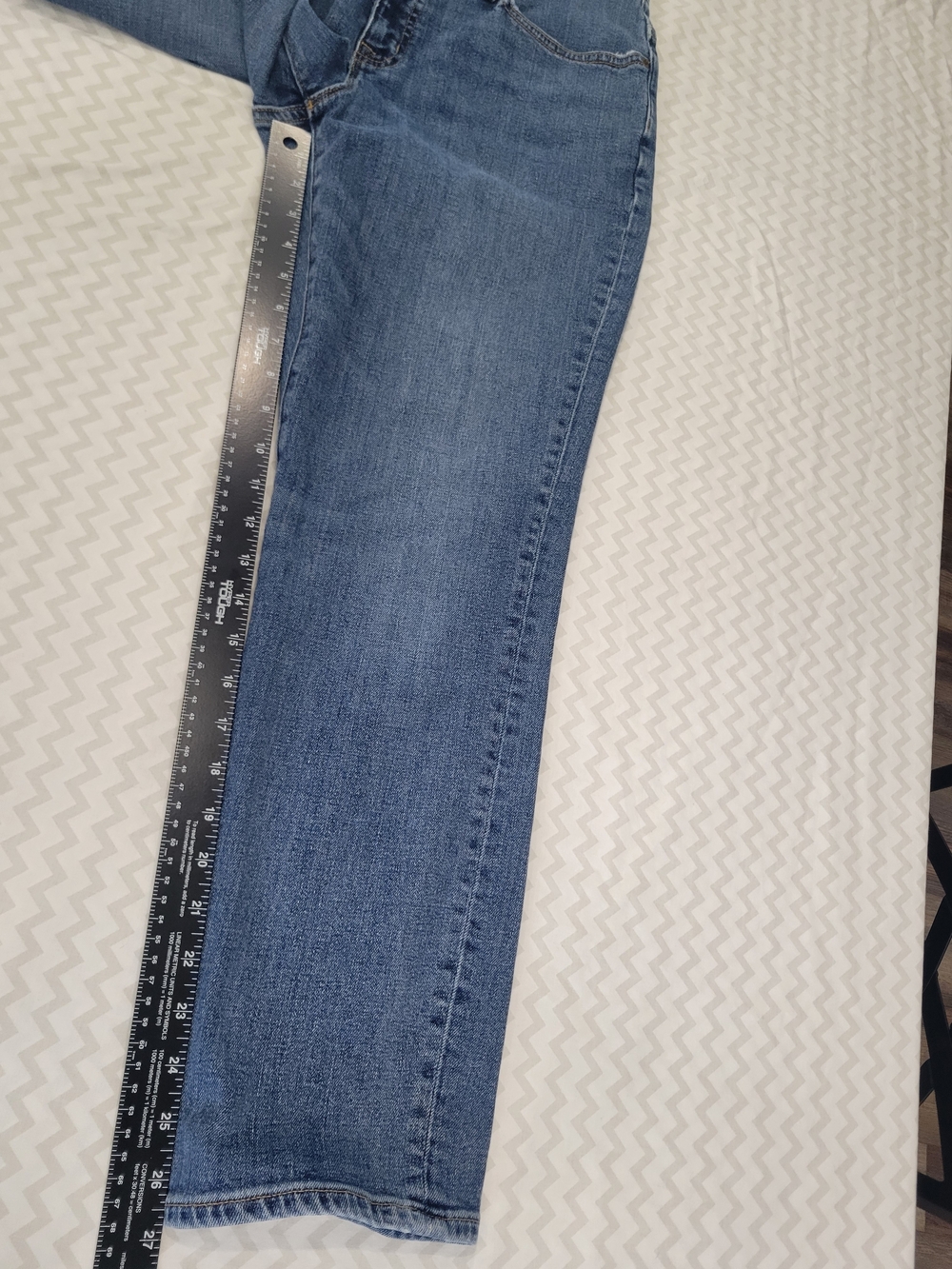J. Crew Medium Blue Straight-Leg Women's Jeans Slim "The Boyfriend" Size 30 - Picture 2 of 15
